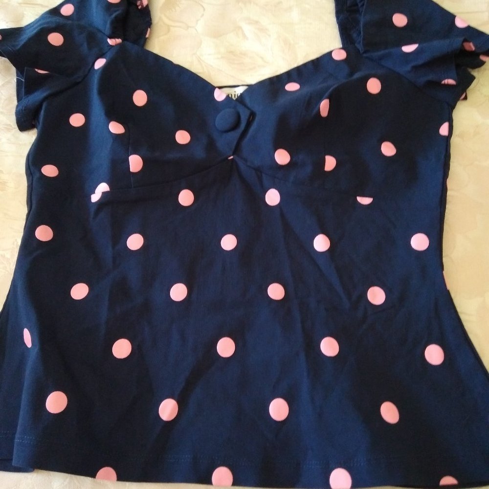 Retro Style Sweetheart Neckline Navy Top with Pink Polka Dots L NWOT